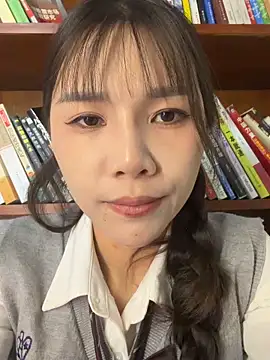 Fire-18's Live XXX Chat