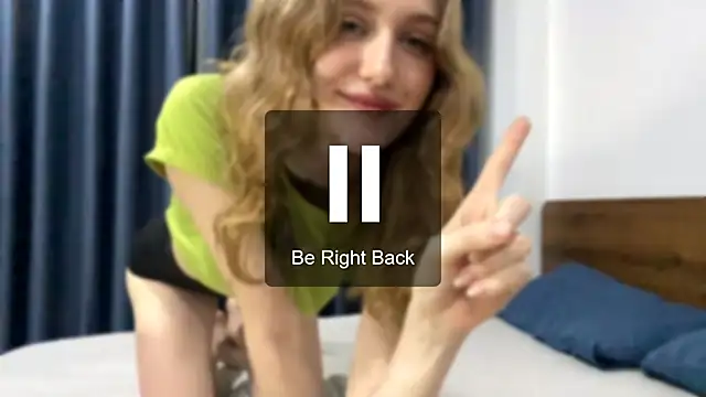 XXX chat uživo modela HotCheeseCake