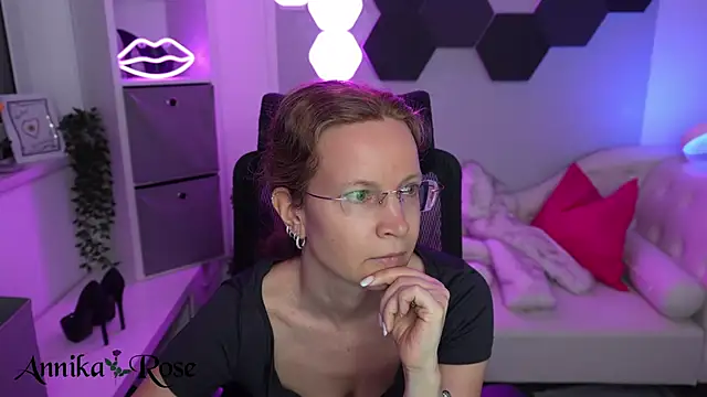 AnnikaRose's Live XXX Chat
