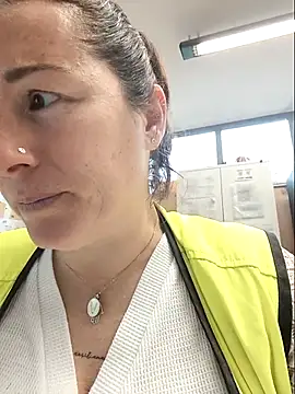 عرض كام bichota85