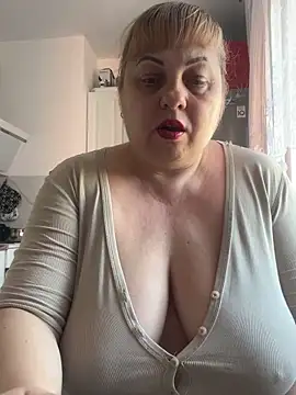 LanaSoftt's Live XXX Chat