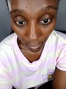 Lucy_Blacksilk Show Webcam