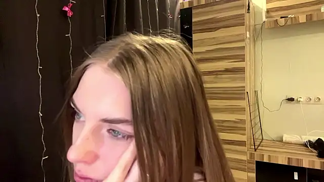 PollyDream's Live XXX Chat