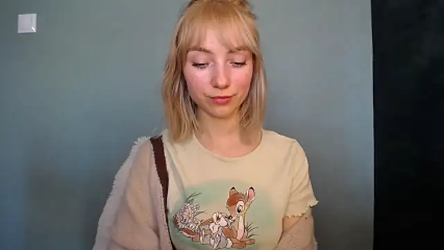 LuciaYoung Obrolan Langsung XXX