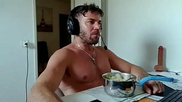 alpha-hunk Webcam-Show