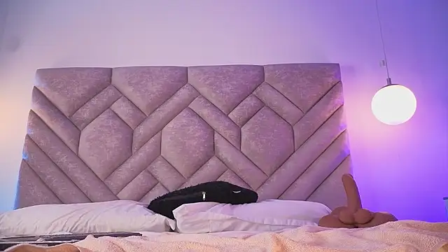 Chatroom XXX en direct de Milan_Corleone