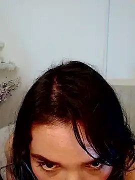 Kiaraa88 即時 XXX 聊天