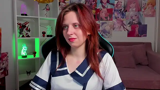 Chatroom XXX en direct de FreyaVey