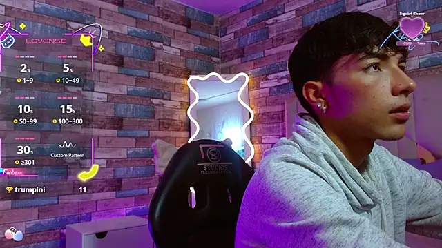 osamu_tay's Live XXX Chat