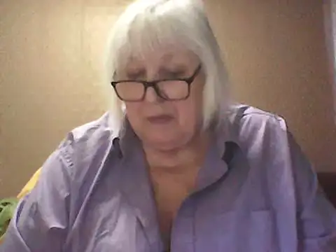 Alexia64231's Webcam Show