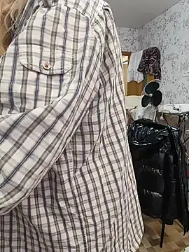 AvrilMillers Adlı Modelin Canlı XXX Sohbeti