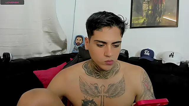 mad_maxxx2 Adlı Modelin Canlı XXX Sohbeti