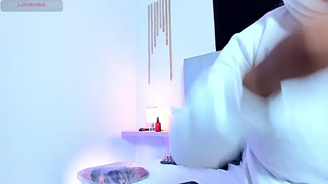 دردشة _aithanaa_ الجنسية المباشرة