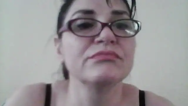 HotMonica Adlı Modelin Canlı XXX Sohbeti