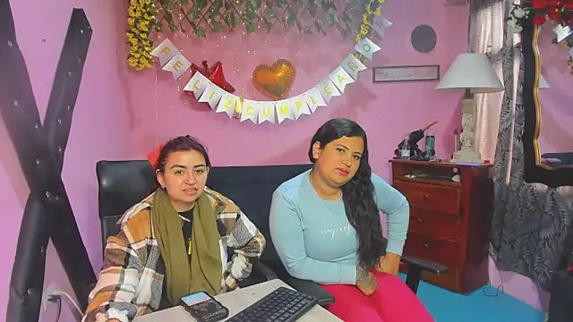 lesbiancuple: онлайн-секс-чат