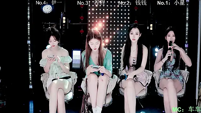 ZZ00033S Live XXX Chat