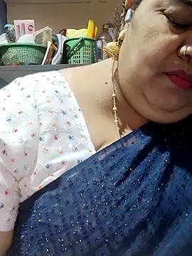 tamilthanushri Live XXX-chat