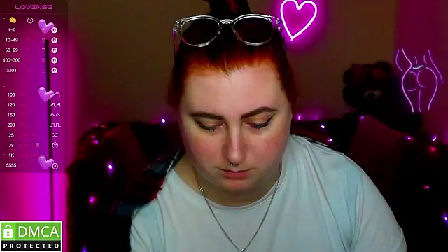 Alicia_love00   现场XXX聊天