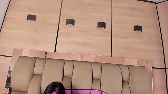 karol_lewiss 现场XXX聊天