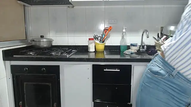 kateleyagrey 现场XXX聊天