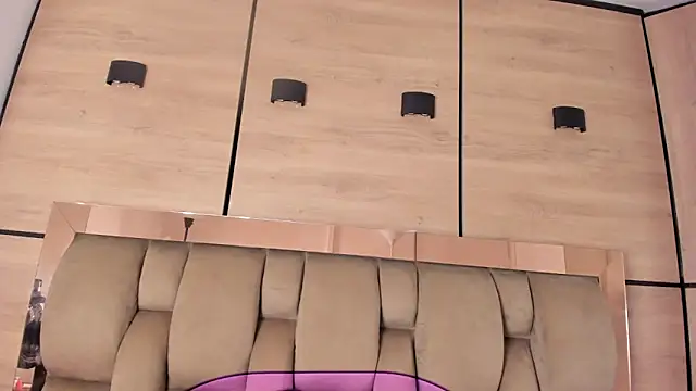 karol_lewiss: онлайн-секс-чат