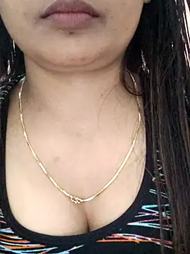 Wild-janvi Webcamshow