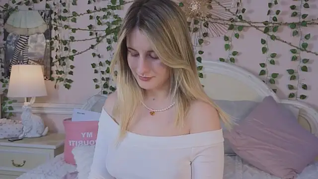 Sonia_Meow – Kamerová šou