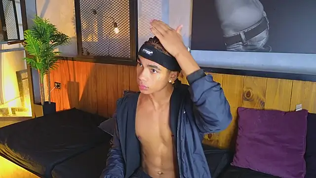 AlanCutee Webcam-Show