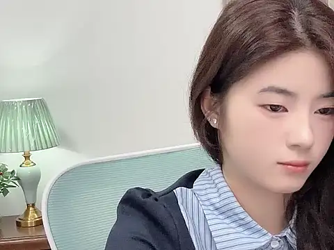 Nicole20266 在線直播表演