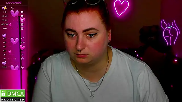 Alicia_love00 élő XXX-chatje