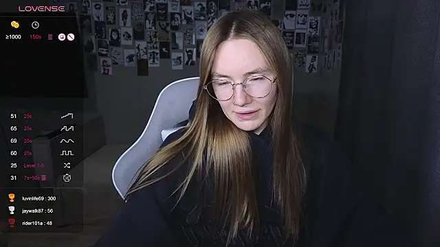 littlevildevil: онлайн-секс-чат