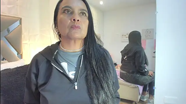 raquell_moore's Webcam Show