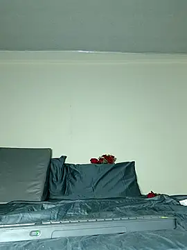 saasha_Petit: онлайн-секс-чат