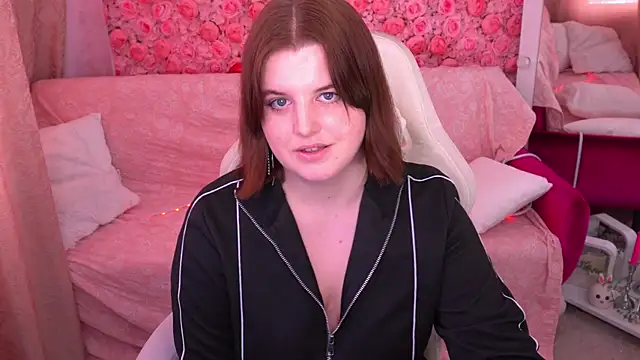 KristiFoxy Adlı Modelin Canlı XXX Sohbeti