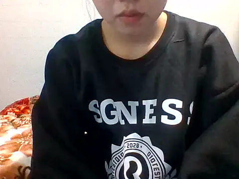 kiraa-007 网络视讯表演