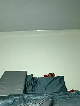 Chatroom XXX en direct de saasha_Petit