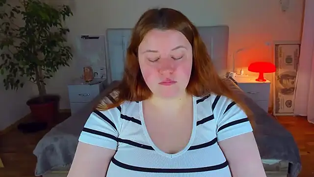 Chatroom XXX en direct de PolinaSalvatore