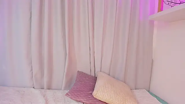 pucca7 Live XXX Chat