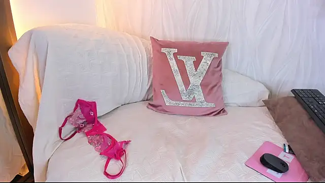 pinkmoon30's Live XXX Chat