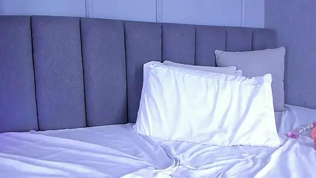 rousse_49's Live XXX Chat