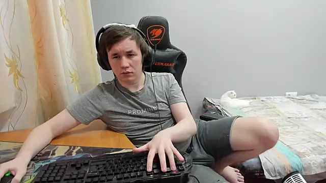 iliaskrislove 在線直播表演