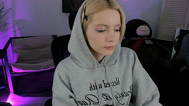 Онлайн чат XXX AuroraWrenfield