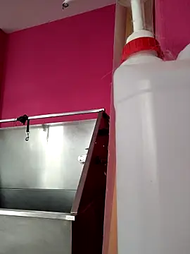 Eimikuro11 Adlı Modelin Canlı XXX Sohbeti