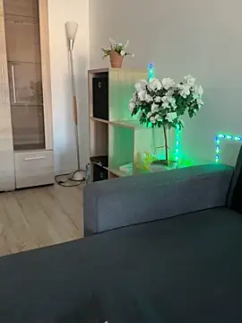 Mia_spicyy Show in webcam