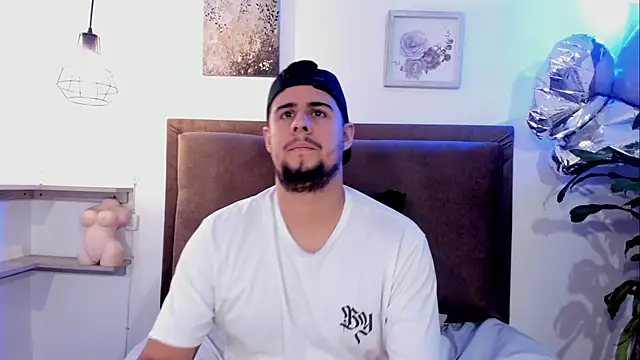 ryan_evannss Webcam Show