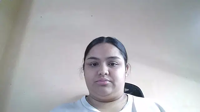 NathashaDreams Chat XXX in diretta