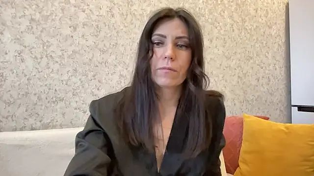 HotyWinter Chat XXX in diretta