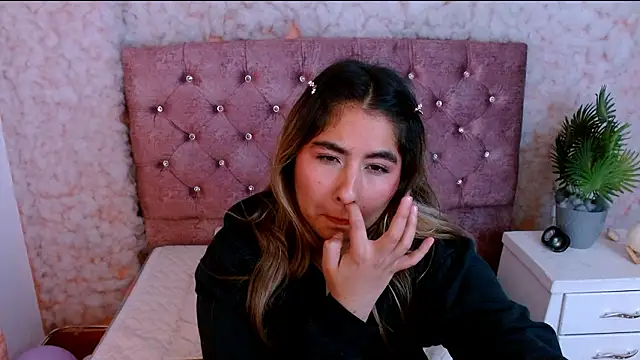 Sofiazaf_'s Live XXX Chat