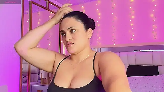 lulu_vegha's Live XXX Chat