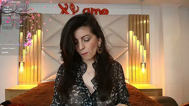 allie_pearlのウェブカメラショー